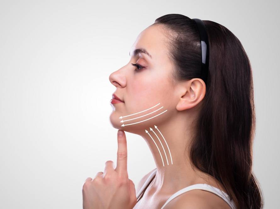 7 Dicas Eficazes para Afinar o Rosto de Forma Natural
